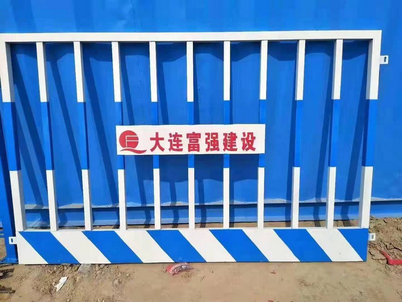 昌洒镇双板竖管基坑护栏